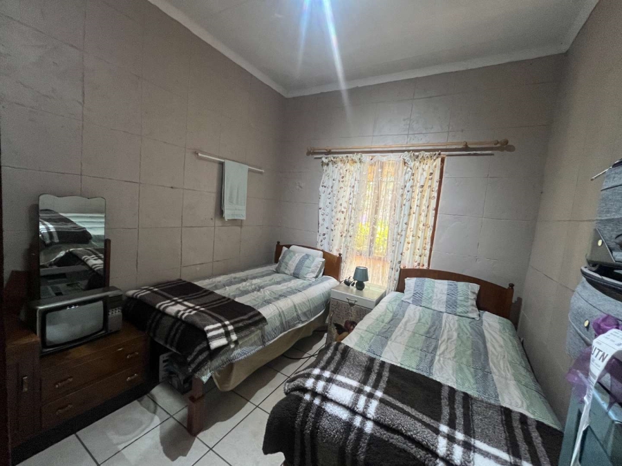 5 Bedroom Property for Sale in Die Rand Northern Cape